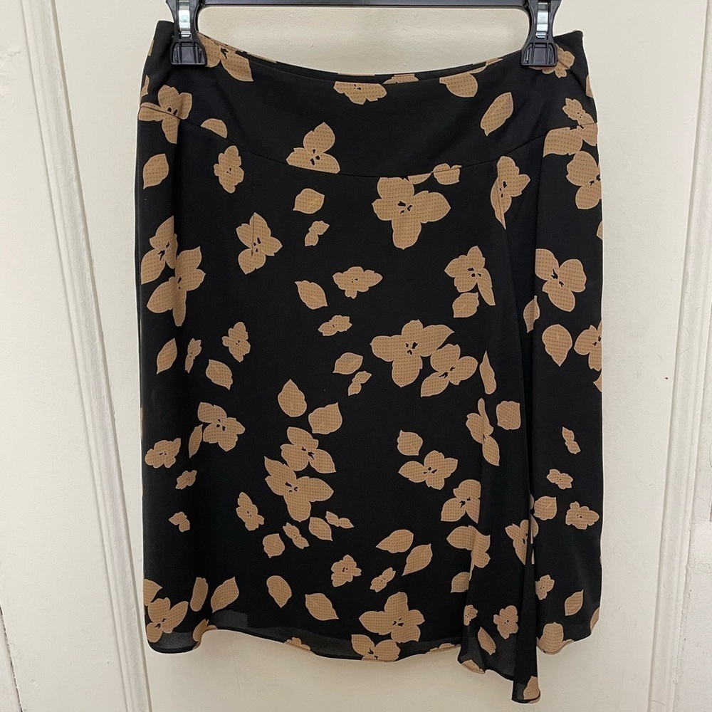Alfani Skirt Floral Black and Tan Petite Size 2 Petite